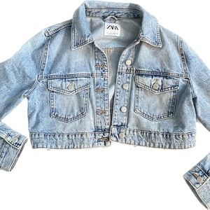 Zara cropped denim jacket S light wash jean blue coat